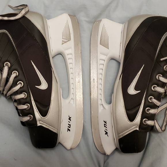 Nike Men's Skates sz 8 - Picture 3 of 3